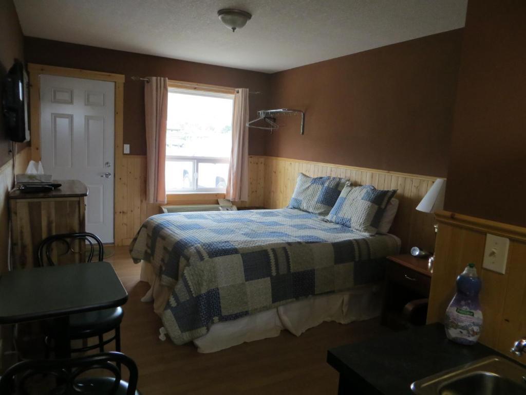 Fort Motel Fort Macleod Rom bilde