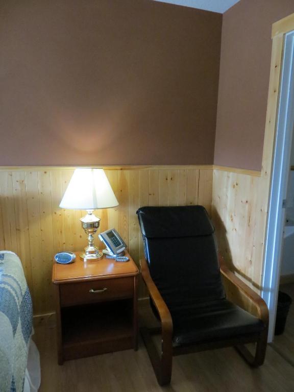 Fort Motel Fort Macleod Eksteriør bilde